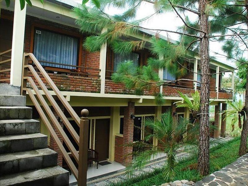 Bukit Alamanda Resort Garut Exterior foto
