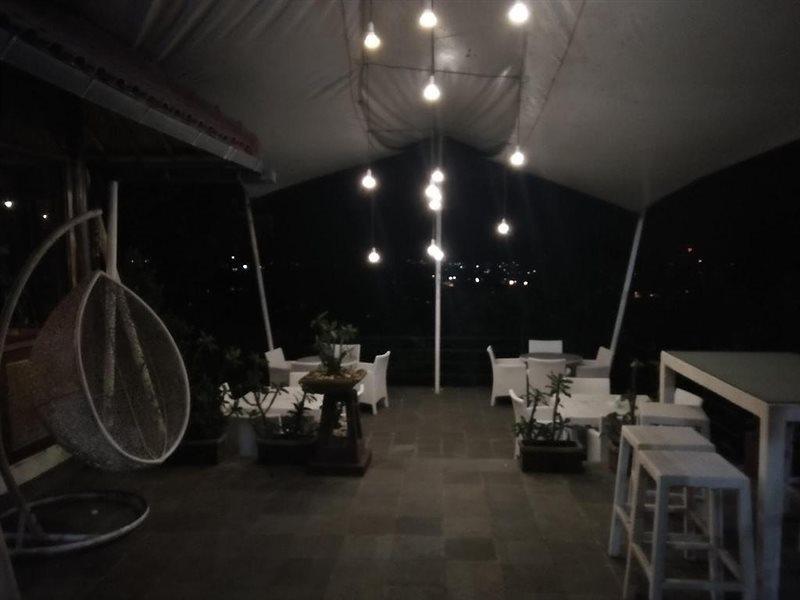 Bukit Alamanda Resort Garut Exterior foto