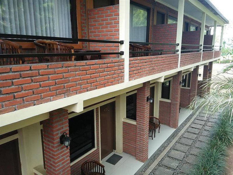 Bukit Alamanda Resort Garut Exterior foto