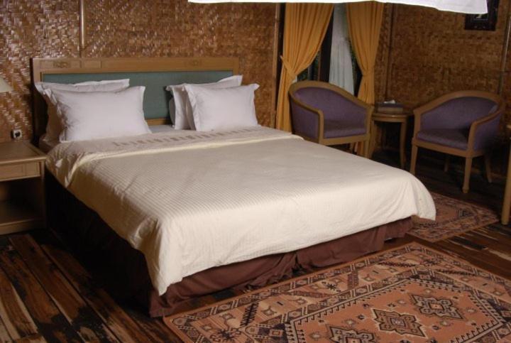 Bukit Alamanda Resort Garut Zimmer foto