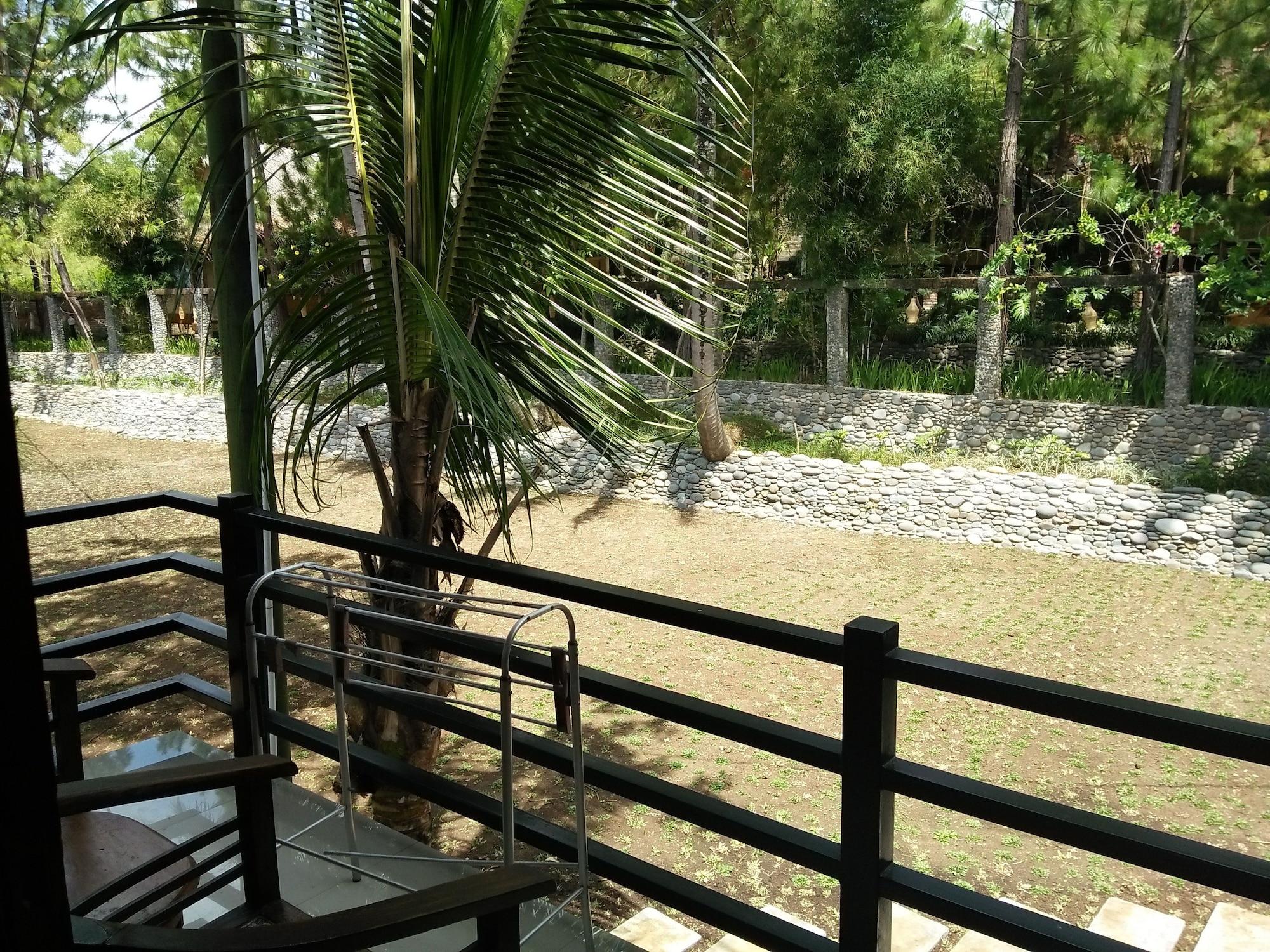 Bukit Alamanda Resort Garut Exterior foto