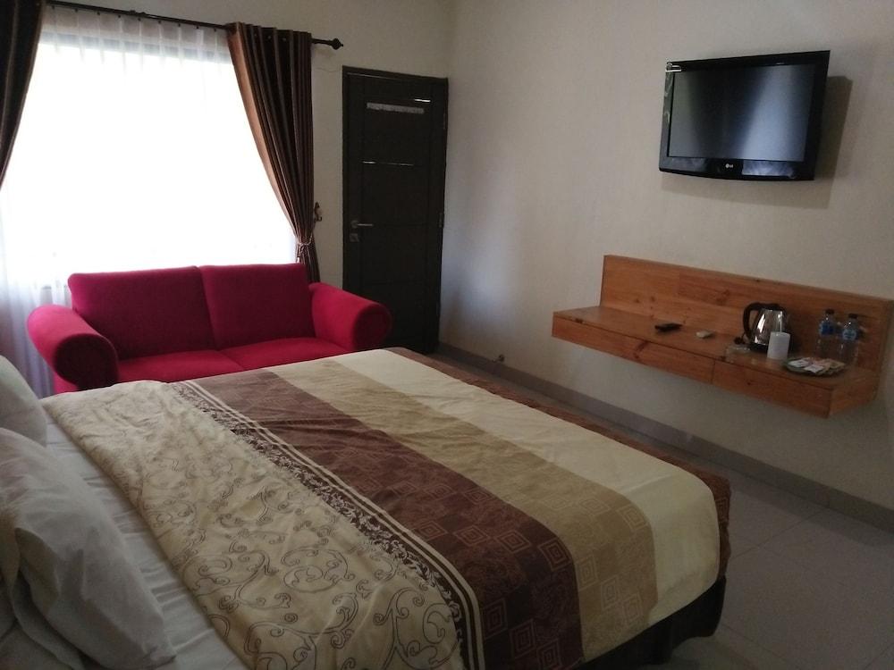 Bukit Alamanda Resort Garut Exterior foto