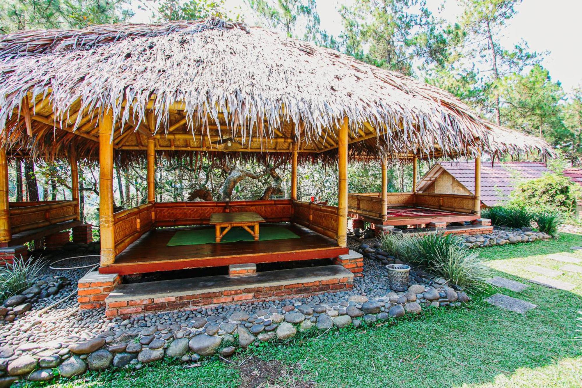 Bukit Alamanda Resort Garut Exterior foto